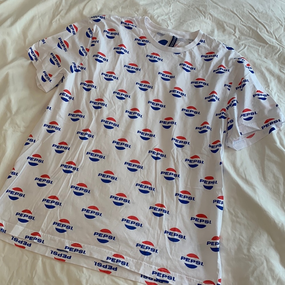 H&M Divided Pepsi Graphic Tee Large